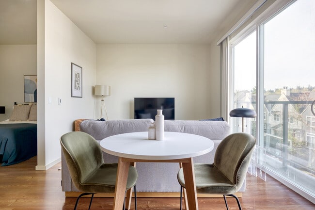 Photo - 8300 160th Ave NE Unit FL6-ID998