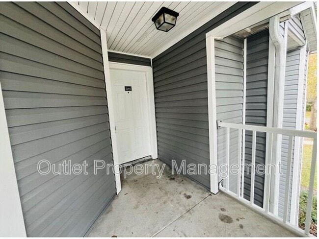 Photo - 2282 Grenwich Ave Unit # 2282