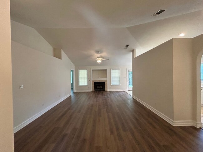 Photo - 2031 Sunny Dale Dr