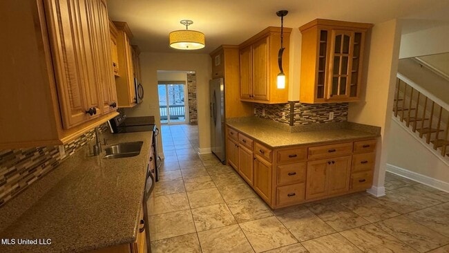 Photo - 289 Highpoint Dr