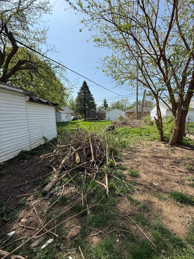 Photo - 1455 E Whitmer St