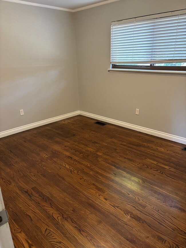 Photo - 36264 Dover St