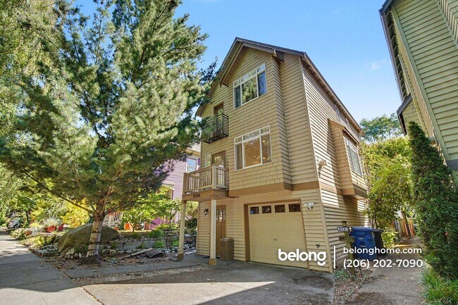 Photo - 920 18th Ave