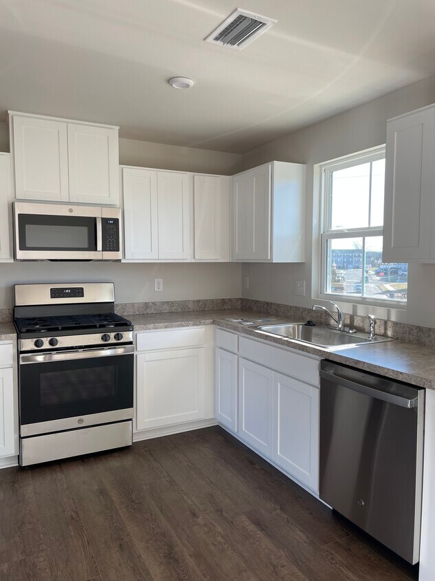 Photo - 241 Conte Ct (Williamstown, NJ)