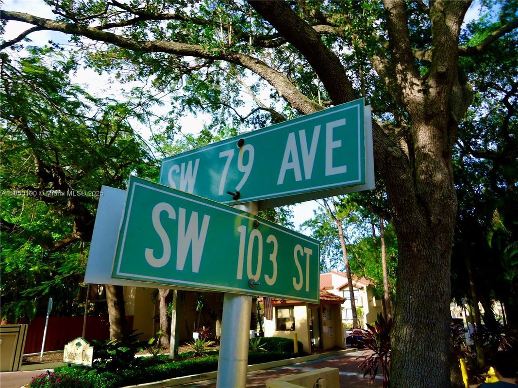 Photo - 10152 SW 77th Ct