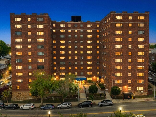 Building Photo - 6515 JFK Blvd E Unit 2G