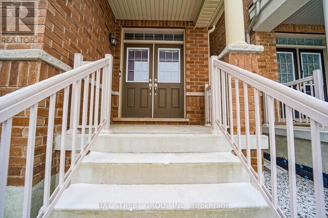 Photo - 7 Gordon Landon Dr