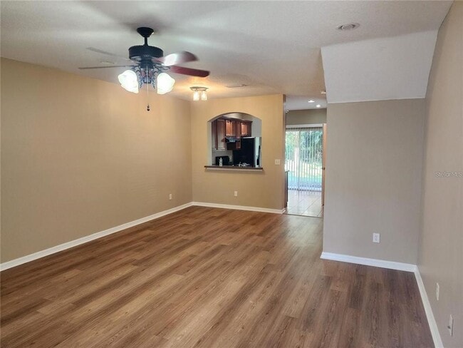 Photo - 15924 Fishhawk Creek Ln