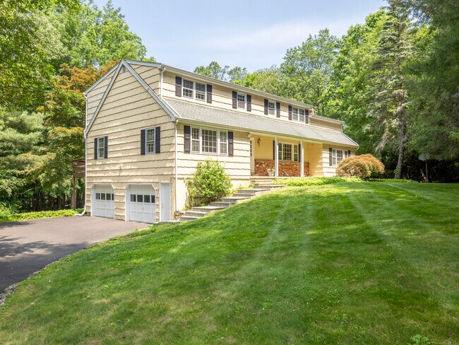 Photo - 125 Remington Rd