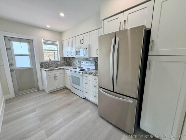 Photo - 2020 NE 56th Ct Unit 2