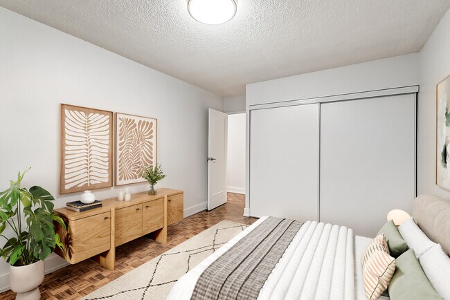 Photo - Marlborough Court