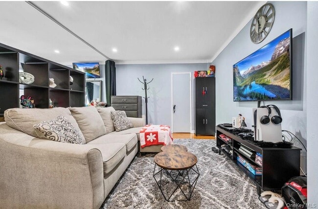 Photo - 143-50 Hoover Ave Unidad 505