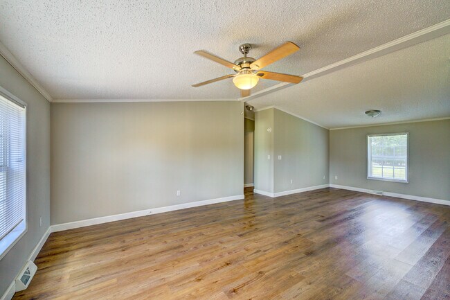 Photo - 3421 Sorrells Baxter Rd