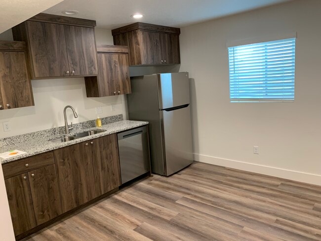 Photo - 768 E Diane's Way Bldg A