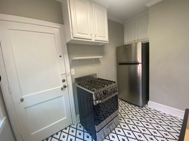Photo - 1 Bedroom 1 Bathroom Unit-First Floor Unit D1