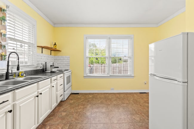 Photo - 302 N 10th St