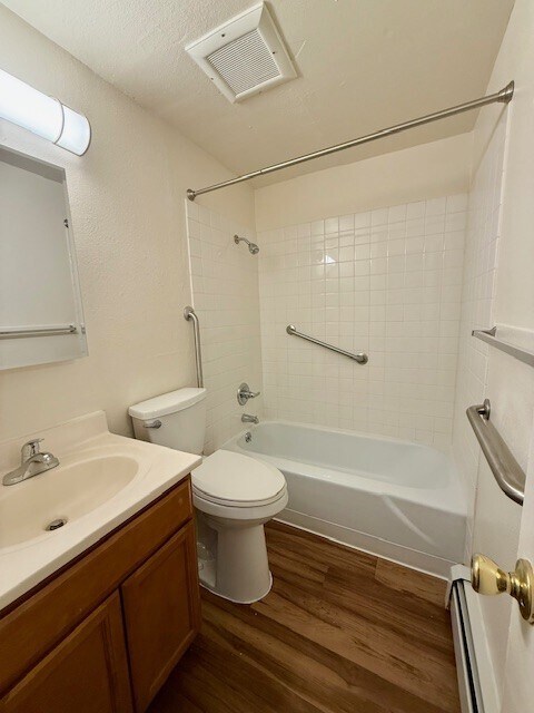 Cottonwood Apartments