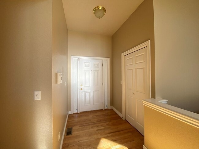 Photo - 322 N 50th Ave