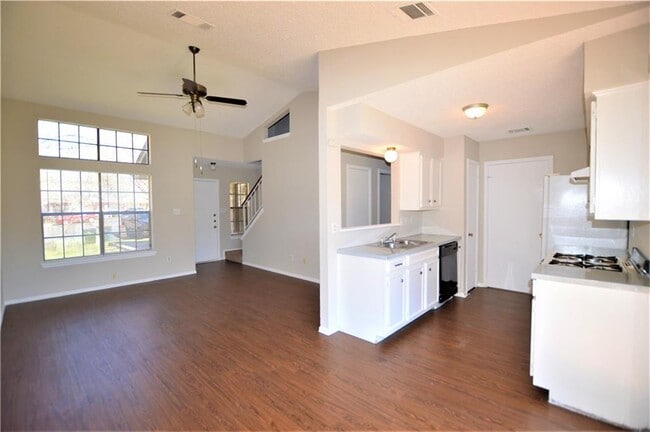 Photo - 3517 Rollingway Cove