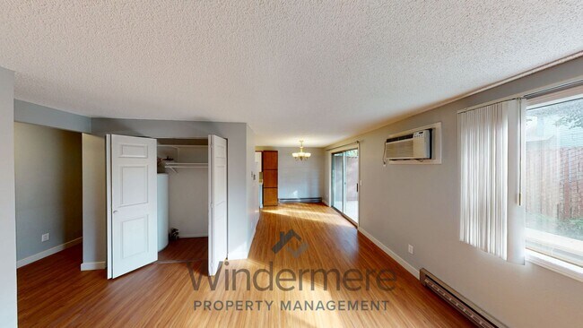 Photo - 532 E Alder St