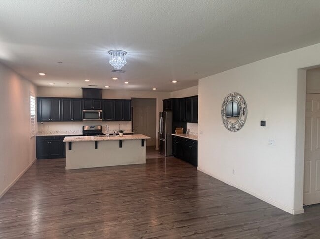 Photo - 3714 Zeppelin Ln