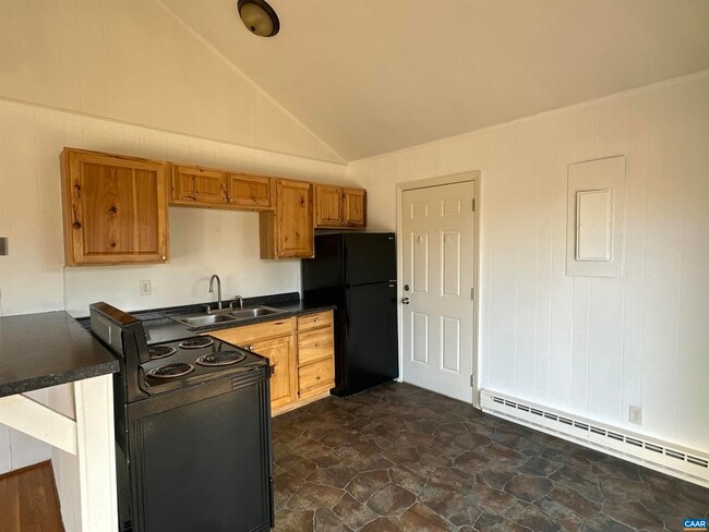 Photo - 2432 Eastham Hill