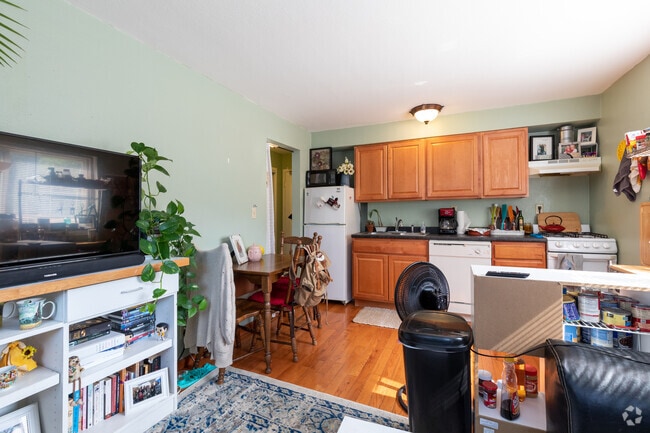 1HAB, 1BA - ft² - Sala de estar y cocina - Stadium Village Apartments