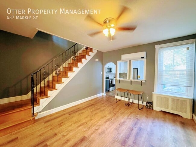 Photo - 437 Markle St