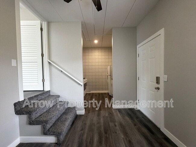 Building Photo - 877 N 26th St Unit 103