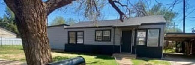 Photo - $0 First Month's Rent / $0 Deposit at Move-in