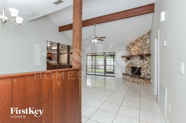 Photo - 709 Heather Ln