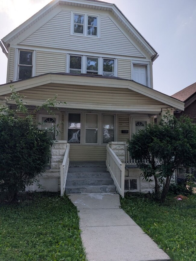 Building Photo - 4047 N 19th St. Unit 4049