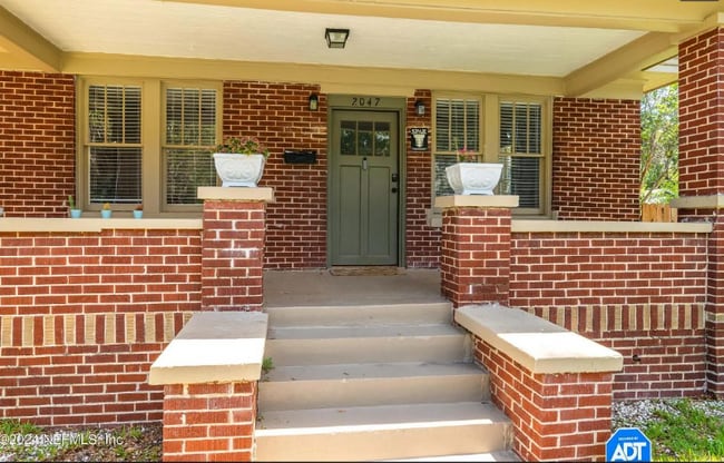 Photo - 2047 N Market St