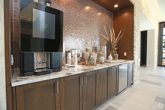 Interior Photo - Gateway Arvada Ridge Rental