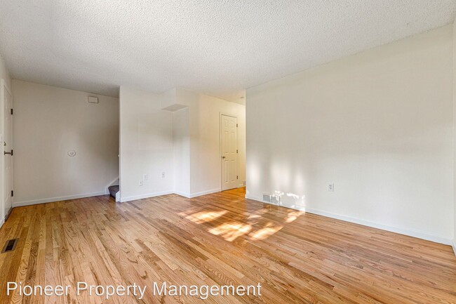 Photo - 3 br, 1.5 bath House - 588 S Eaton St