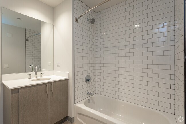 Photo - Wrigleyville Lofts