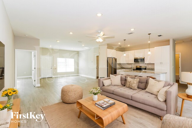 Photo - 3171 Fergus Ave