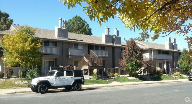 Building Photo - Willows at Tamarac Rental