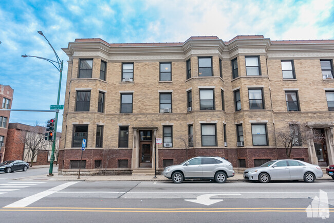 Building Photo - 2921 N Halsted St Unit 3 Rental