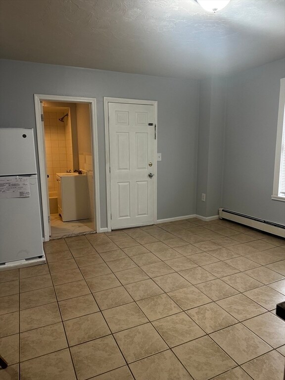 Photo - 44 Trescott St Unidad 1