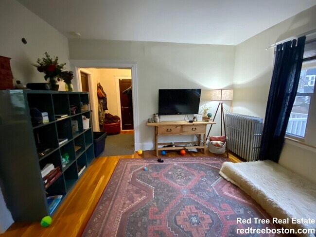 Photo - 20 Saint Peter St Unit 1
