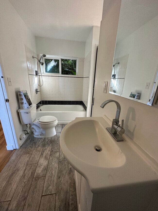 Photo - 47-362 Lulani St Unidad A