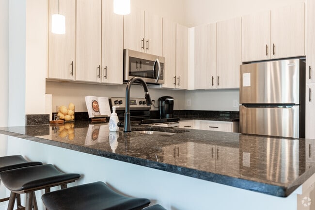 B1- 2BR, 2BA