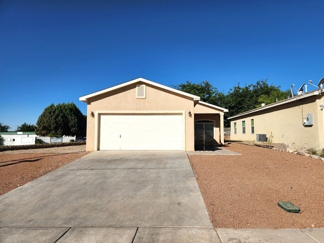 Photo - 4033 Winters St