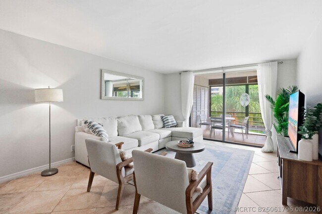 Photo - 555 Banyan Tree Ln Unit 410
