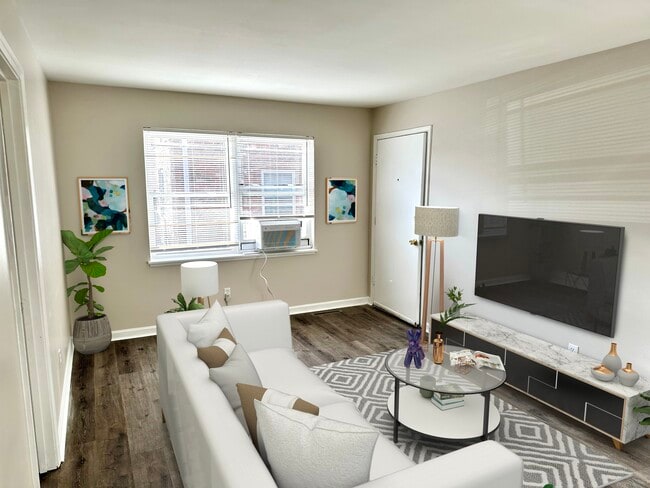Photo - 2600 Le Blanc Ct.