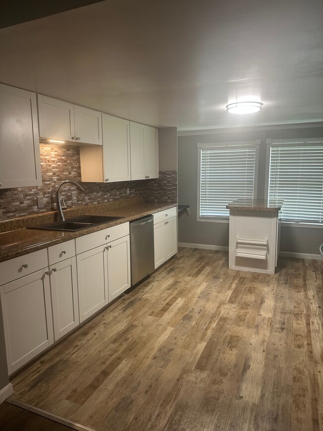 Photo - 2777 Tropical Lake Dr