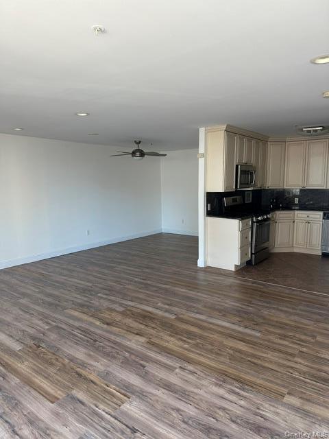 26 W Broadway Unit 303