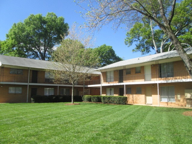 Building Photo - T.R. Lawing Realty Property Rental