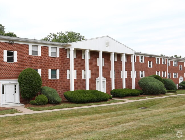 Hamden Ridge Apartments For Rent In Hamden Ct Forrent Com